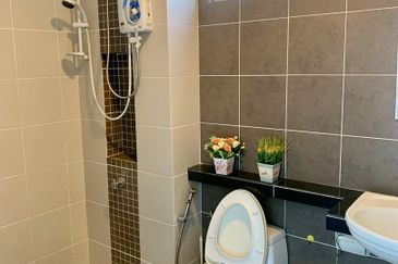 Puteri Cove Residences