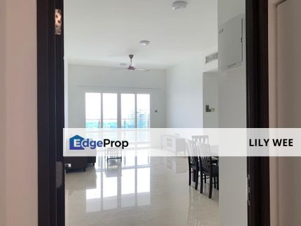 Tritower Residence near CIQ - High floor , Johor, Johor Bahru