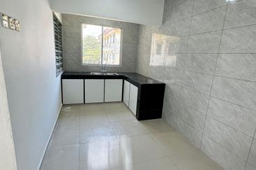 Ria 2 Apartment, Taman Megah Ria