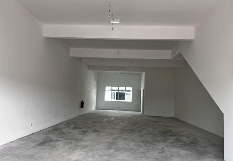 Mahkota 2 @ Kulai Bandar Putra Shoplot 