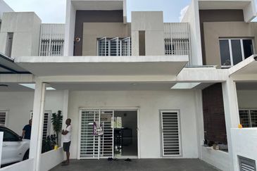 Casa Wood, CyberSouth