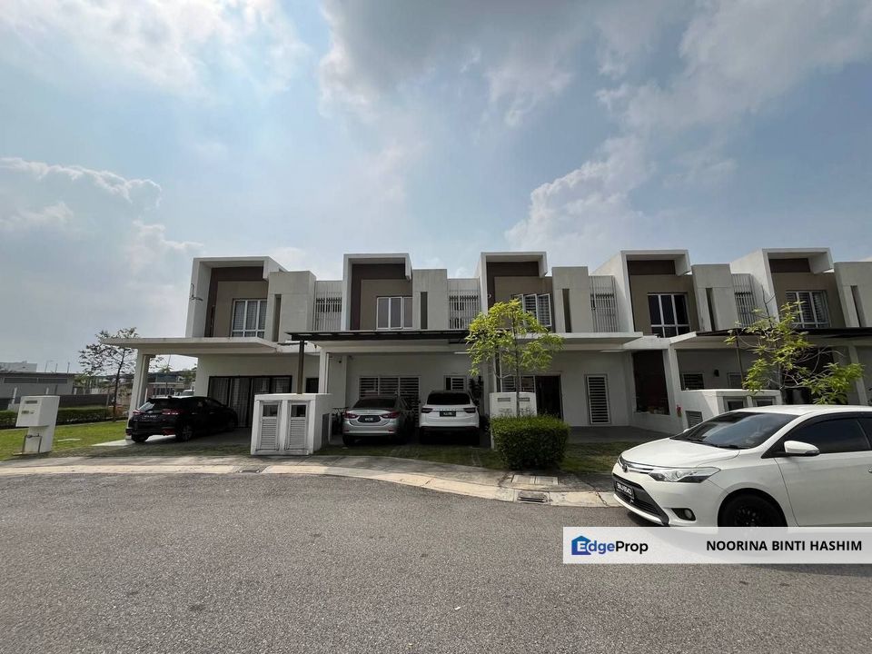 NEW Double Storey Terrace Casa wood Cybersouth, Dengkil, Selangor, Dengkil