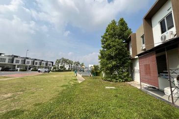 Casa Wood, CyberSouth