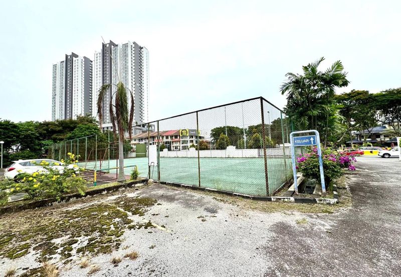Commercial Complex with 6 Storey Building, Kelana Jaya, Selangor 