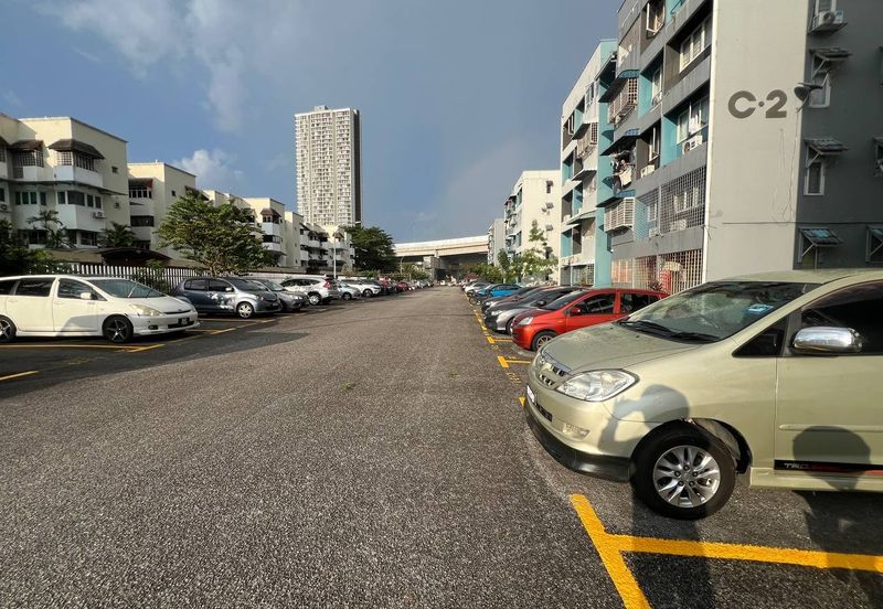 Baiduri Apartment @ Desa Pandan