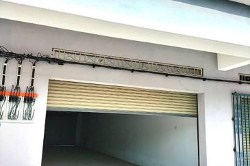 Salak Perdana Business Park