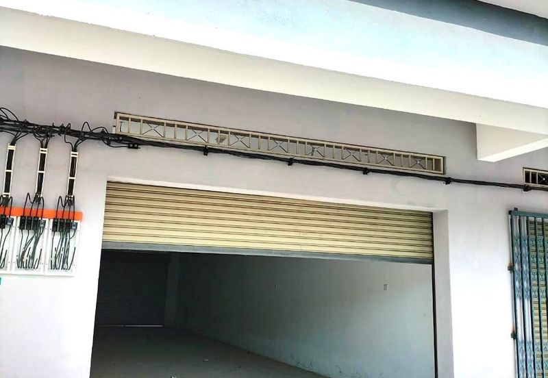 Salak Perdana Business Park