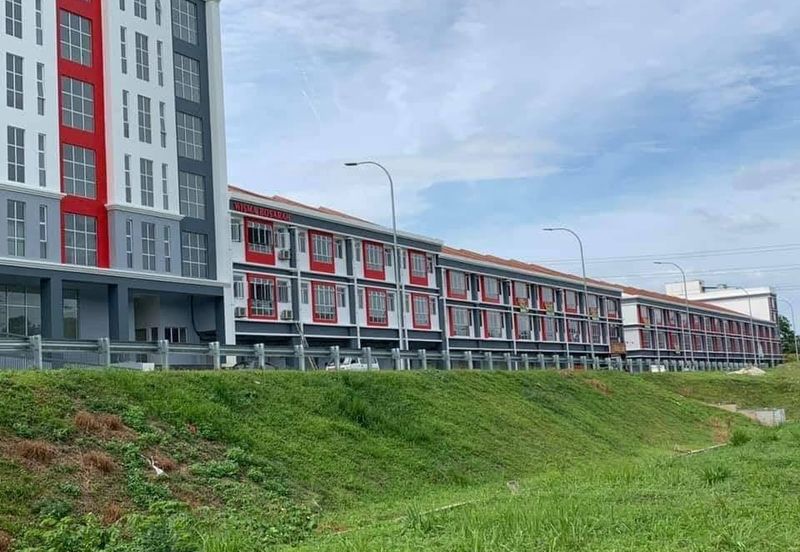 Salak Perdana Business Park