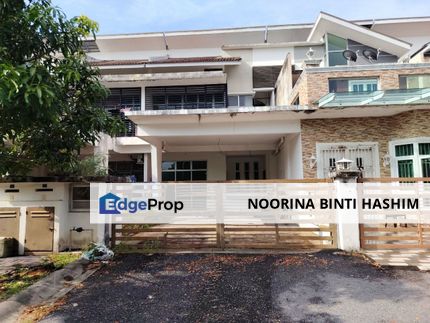 Double Storey Taman Seri Bangi, Bandar Baru Bangi (Seksyen 8), Selangor, Bangi