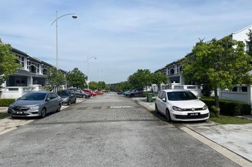 Cradleton @ Eco Majestic