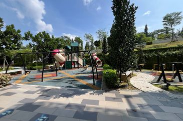 Tangerine Suites @ Sunsuria City