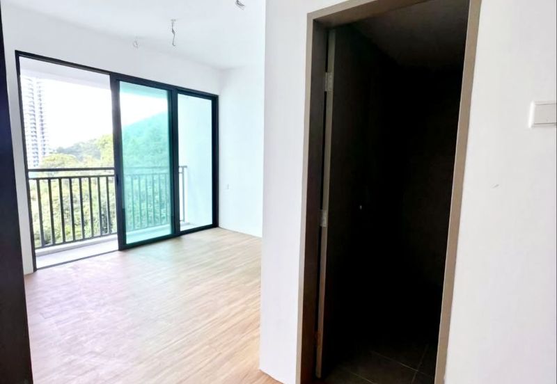 The Trees, Bukit Lanjan