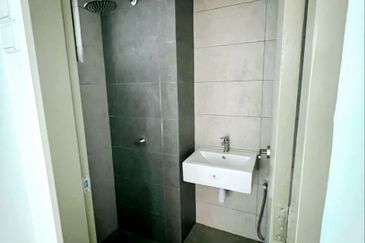 The Trees, Bukit Lanjan