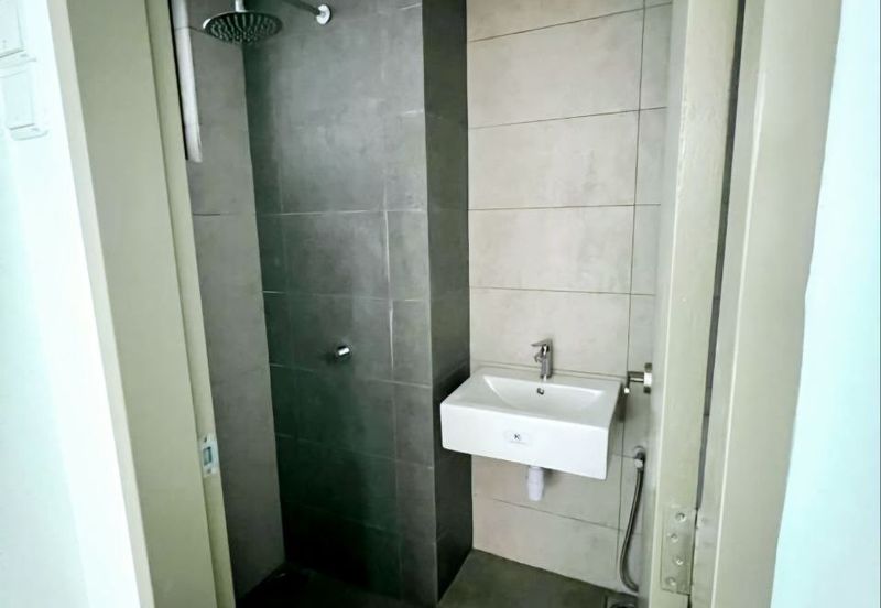 The Trees, Bukit Lanjan