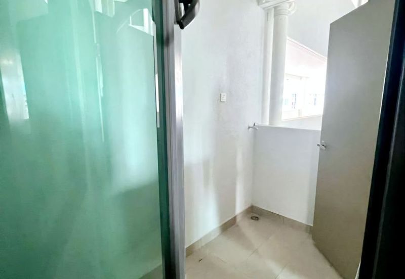 The Trees, Bukit Lanjan