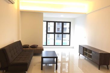 Royalle Condominium @ North Kiara