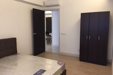 Royalle Condominium @ North Kiara