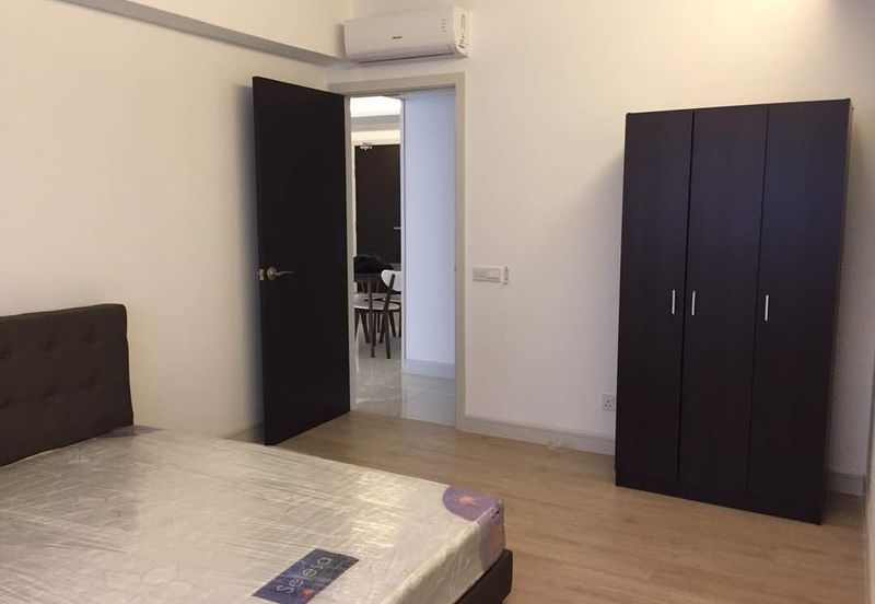 Royalle Condominium @ North Kiara