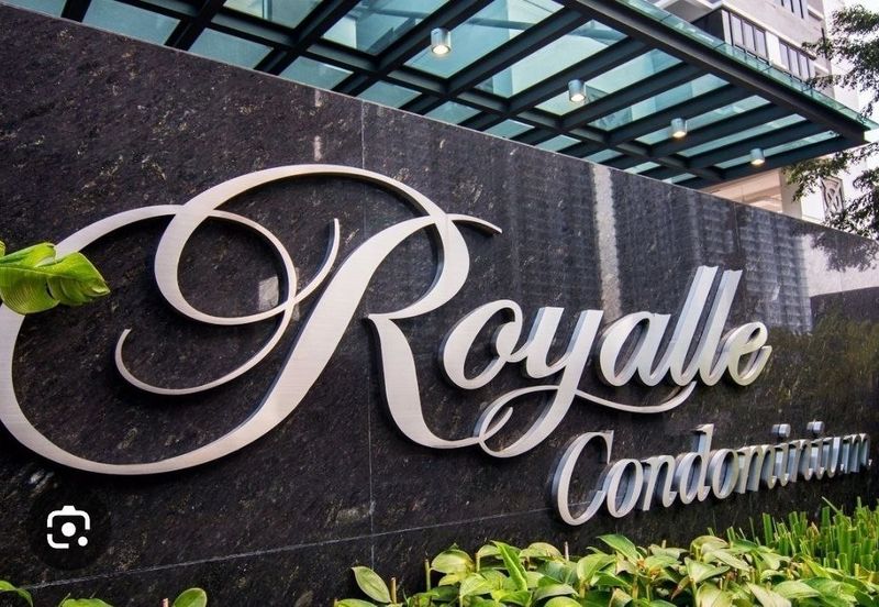 Royalle Condominium @ North Kiara