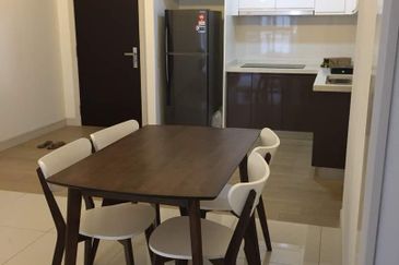 Royalle Condominium @ North Kiara