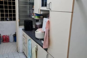 Baiduri Apartment @ Desa Pandan