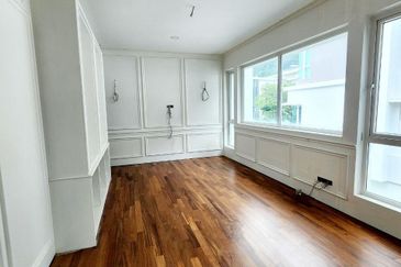 Rafflesia @ The Hill