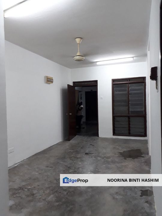 Enggang Apartment, Puchong Selangor , Selangor, Selayang