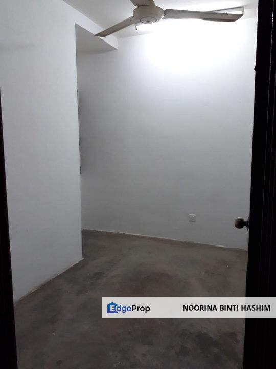 Enggang Apartment, Puchong Selangor , Selangor, Selayang