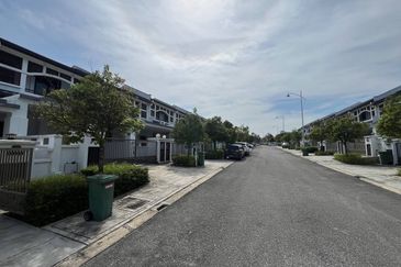 Cradleton @ Eco Majestic