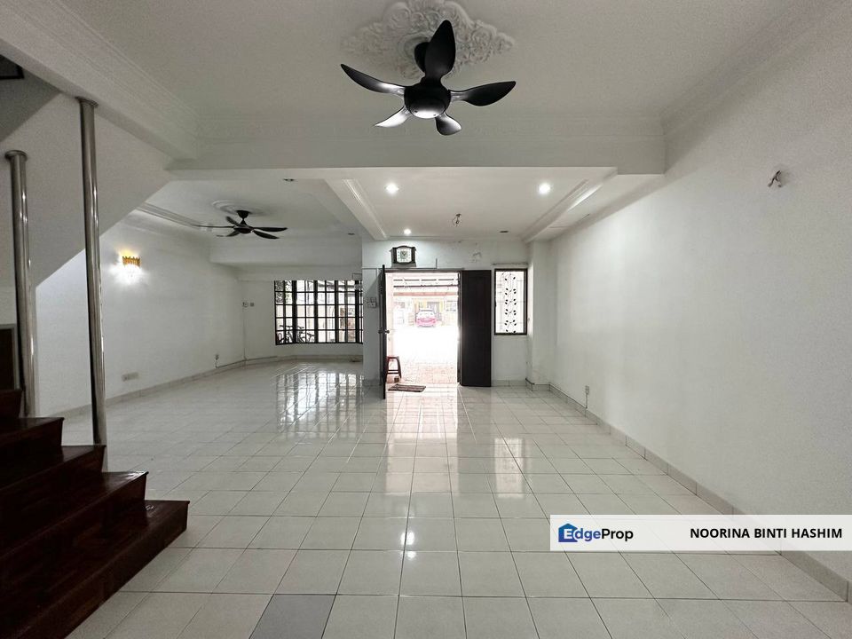 Jalan Nova U5/74A, Seksyen U5, Subang Bestari Shah Alam, Selangor Double Storey Terrace , Selangor, Shah Alam