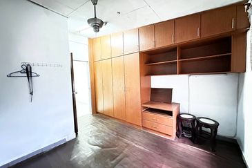 Jalan Nova U5/74A, Seksyen U5, Subang Bestari Shah Alam, Selangor Double Storey Terrace 