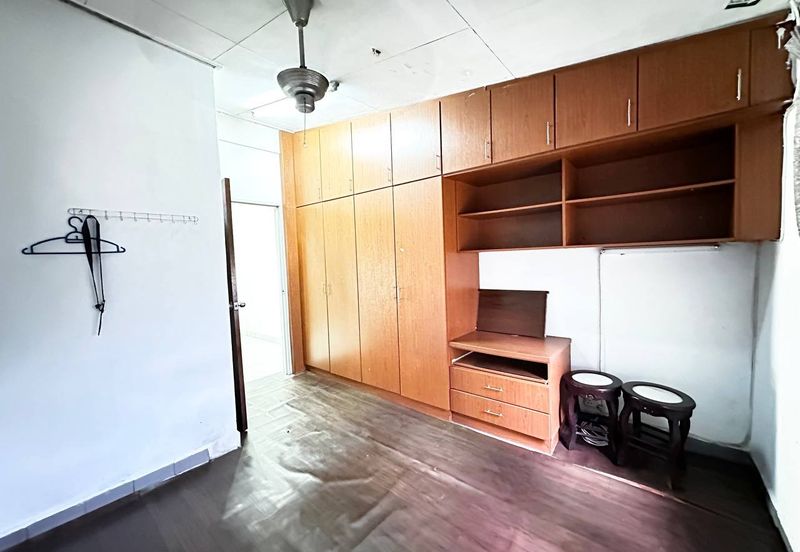 Jalan Nova U5/74A, Seksyen U5, Subang Bestari Shah Alam, Selangor Double Storey Terrace 