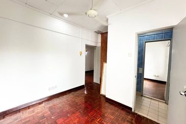 Jalan Nova U5/74A, Seksyen U5, Subang Bestari Shah Alam, Selangor Double Storey Terrace 