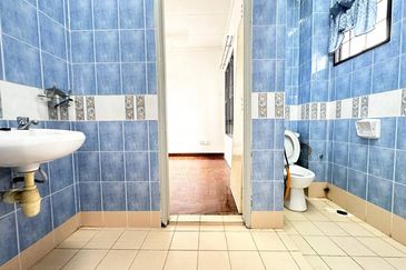 Jalan Nova U5/74A, Seksyen U5, Subang Bestari Shah Alam, Selangor Double Storey Terrace 