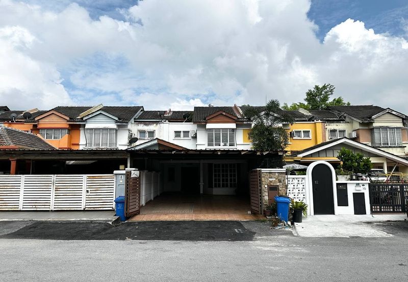 Jalan Nova U5/74A, Seksyen U5, Subang Bestari Shah Alam, Selangor Double Storey Terrace 