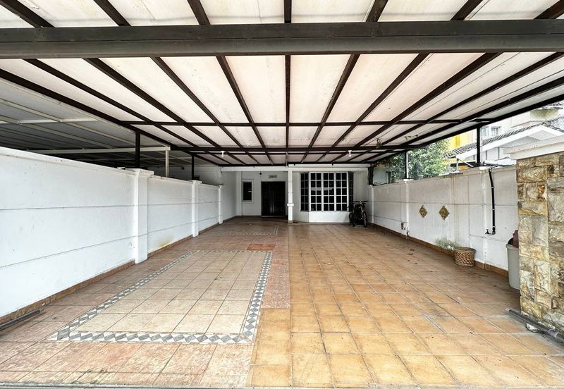 Jalan Nova U5/74A, Seksyen U5, Subang Bestari Shah Alam, Selangor Double Storey Terrace 