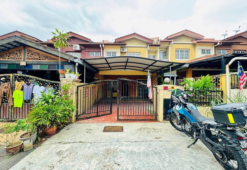 Bandar Tun Hussein Onn