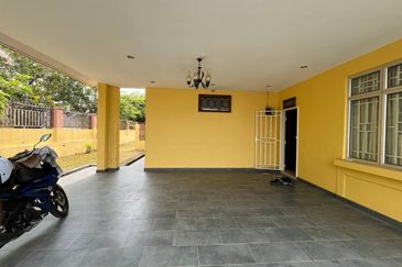 Desa Pinggiran Putra