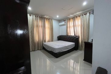 Desa Pinggiran Putra