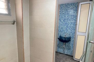 Subang Perdana Goodyear Court 9