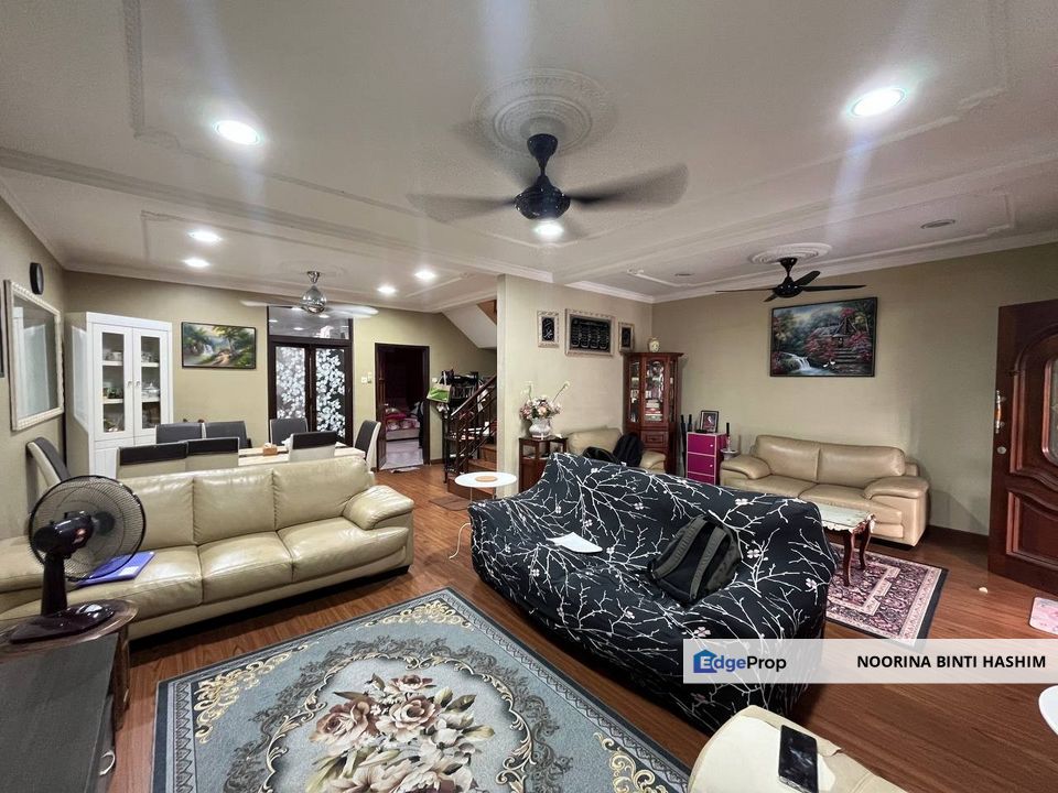 Seksyen 11 Bayu Damansara, Mota Damansara, Renovated Double Storey Terrace For Sale , Selangor, Damansara Damai