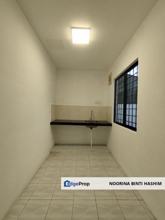 Taman Seri Haneco,Semenyih Selangor Double Storey For Sale, Selangor, Semenyih