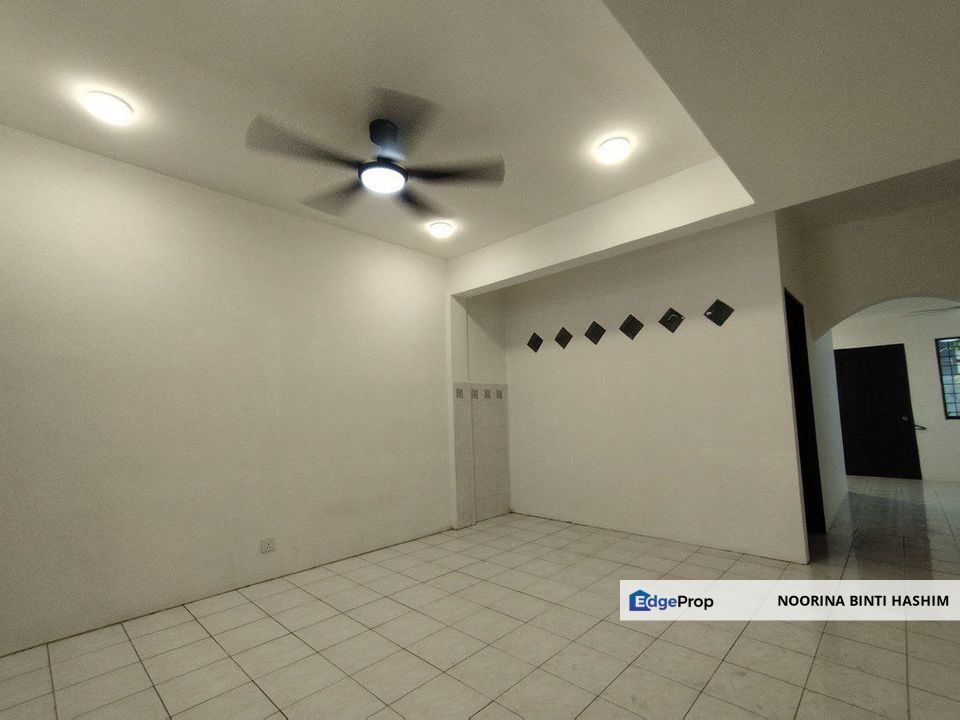 Taman Seri Haneco,Semenyih Selangor Double Storey For Sale, Selangor, Semenyih