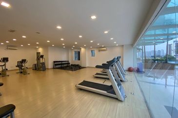 Zeta DeSkye Residence