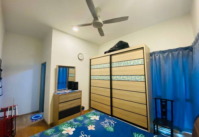 Zeta DeSkye Residence