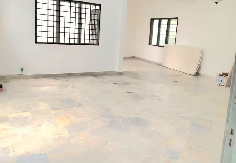 Bandar Tun Hussein Onn