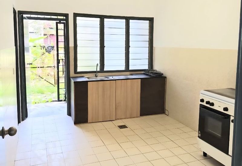 Bandar Tun Hussein Onn