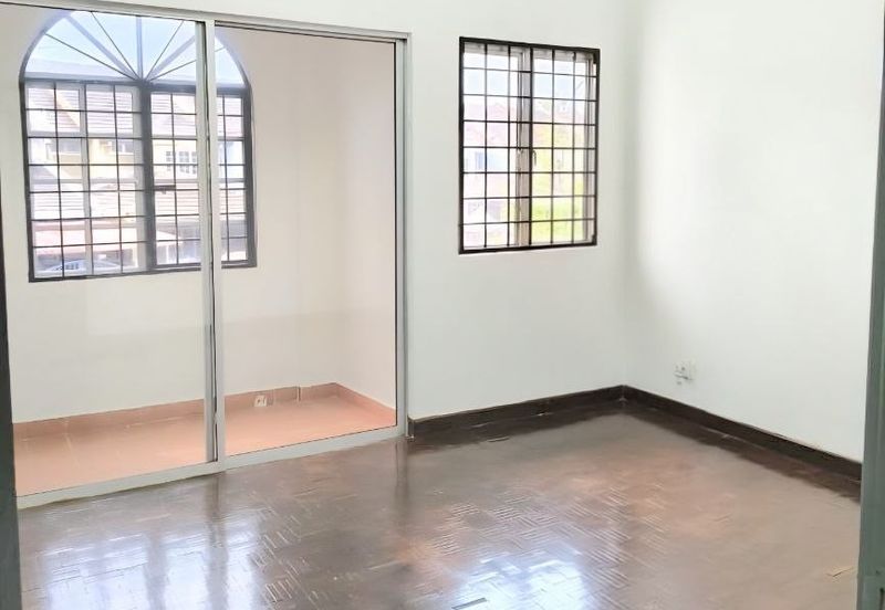 Bandar Tun Hussein Onn