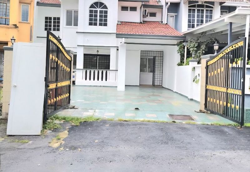 Bandar Tun Hussein Onn