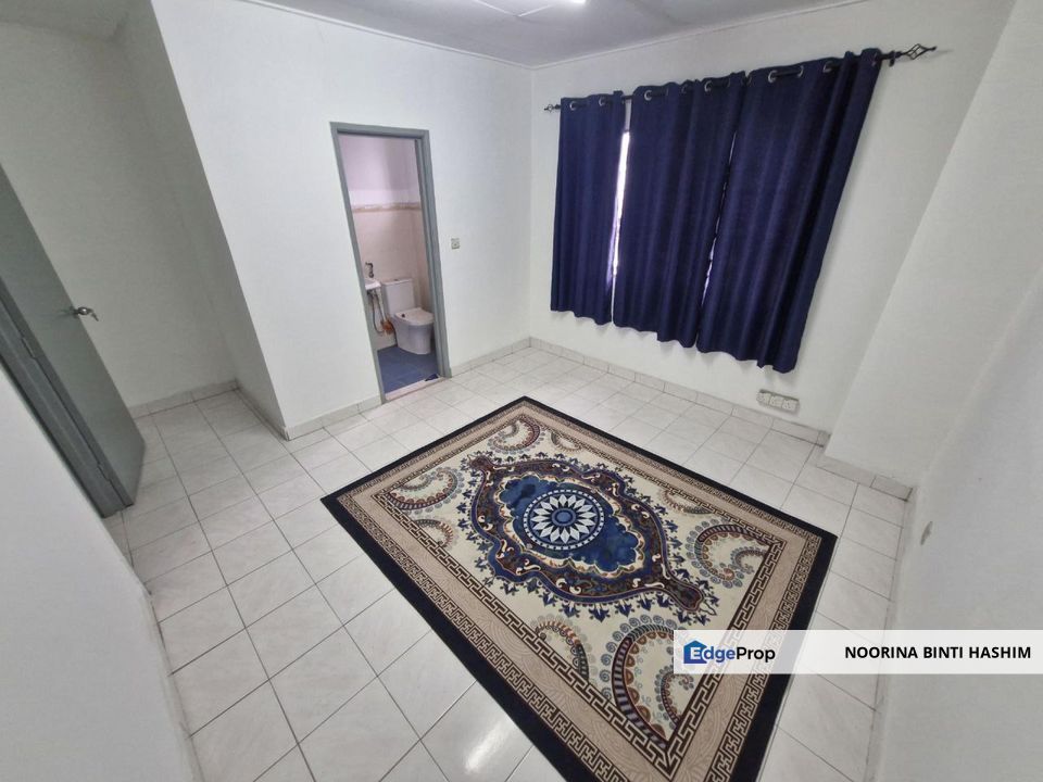 Green Valley Park - Bandar Tasik Puteri Rawang, Double Storey Terrace For Sale , Selangor, Rawang
